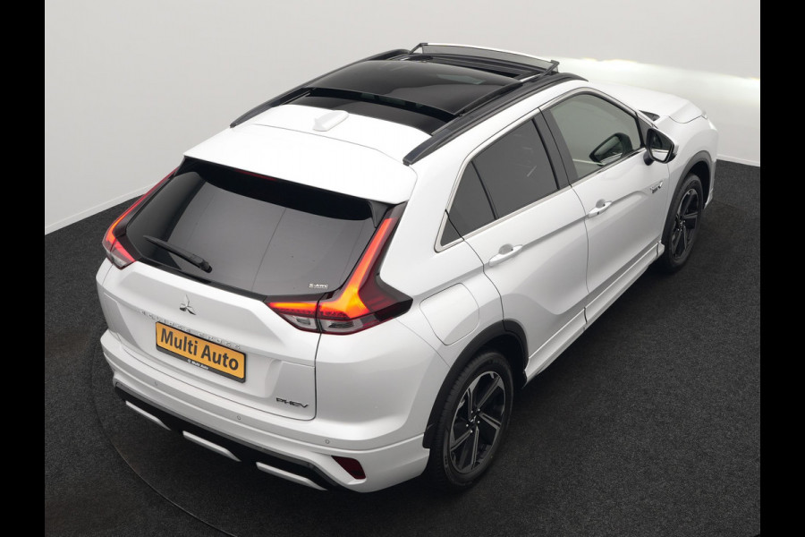 Mitsubishi Eclipse Cross 2.4 Instyle PHEV 188pk Dealer O.H. | Trekhaak Afn. | Panodak | Head Up | Adaptive Cruise | 360 Camera | Lederen Sportstoelen & Stuur Verwarmd | Apple Carplay | Keyless | Blis | Navigatie TomTom | Plug