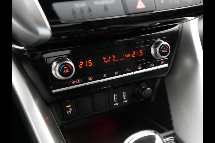 Mitsubishi Eclipse Cross 2.4 Instyle PHEV 188pk Dealer O.H. | Trekhaak Afn. | Panodak | Head Up | Adaptive Cruise | 360 Camera | Lederen Sportstoelen & Stuur Verwarmd | Apple Carplay | Keyless | Blis | Navigatie TomTom | Plug