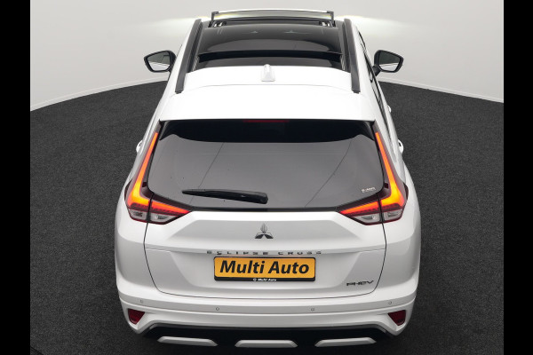 Mitsubishi Eclipse Cross 2.4 Instyle PHEV 188pk Dealer O.H. | Trekhaak Afn. | Panodak | Head Up | Adaptive Cruise | 360 Camera | Lederen Sportstoelen & Stuur Verwarmd | Apple Carplay | Keyless | Blis | Navigatie TomTom | Plug