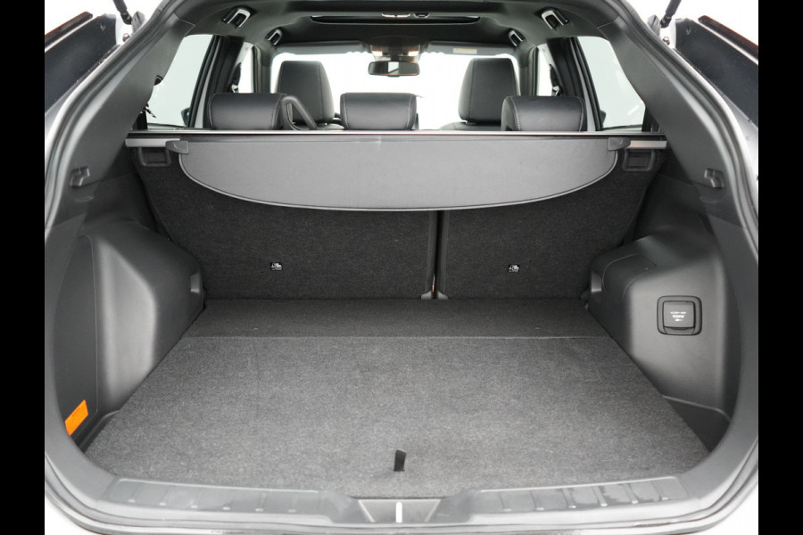 Mitsubishi Eclipse Cross 2.4 Instyle PHEV 188pk Dealer O.H. | Trekhaak Afn. | Panodak | Head Up | Adaptive Cruise | 360 Camera | Lederen Sportstoelen & Stuur Verwarmd | Apple Carplay | Keyless | Blis | Navigatie TomTom | Plug