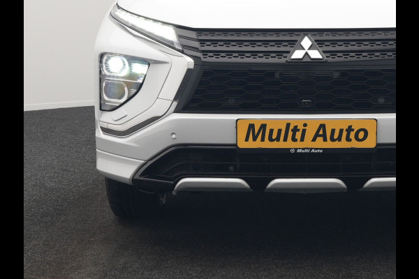 Mitsubishi Eclipse Cross 2.4 Instyle PHEV 188pk Dealer O.H | Trekhaak Afn. | Panodak | Adaptive Cruise | 360 Camera | Lederen Sportstoelen & Stuur Verwarmd | Keyless | Apple Carplay | Blis | Navigatie | Lane Assist | Plug In Hybrid