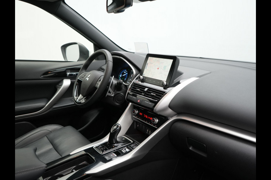 Mitsubishi Eclipse Cross 2.4 Instyle PHEV 188pk Dealer O.H | Trekhaak Afn. | Panodak | Adaptive Cruise | 360 Camera | Lederen Sportstoelen & Stuur Verwarmd | Keyless | Apple Carplay | Blis | Navigatie | Lane Assist | Plug In Hybrid
