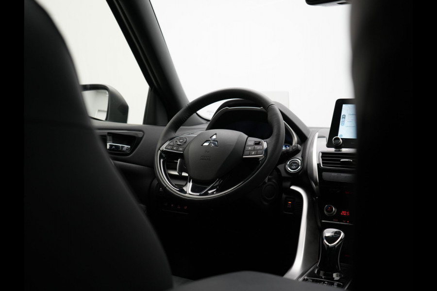Mitsubishi Eclipse Cross 2.4 Instyle PHEV 188pk Dealer O.H | Trekhaak Afn. | Panodak | Adaptive Cruise | 360 Camera | Lederen Sportstoelen & Stuur Verwarmd | Keyless | Apple Carplay | Blis | Navigatie | Lane Assist | Plug In Hybrid