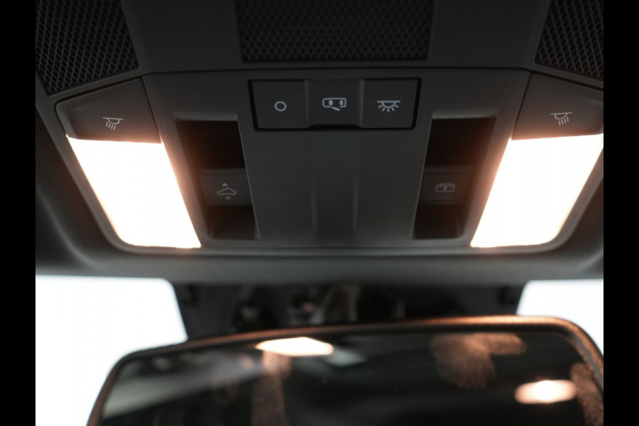 Mitsubishi Eclipse Cross 2.4 Instyle PHEV 188pk Dealer O.H | Trekhaak Afn. | Panodak | Adaptive Cruise | 360 Camera | Lederen Sportstoelen & Stuur Verwarmd | Keyless | Apple Carplay | Blis | Navigatie | Lane Assist | Plug In Hybrid