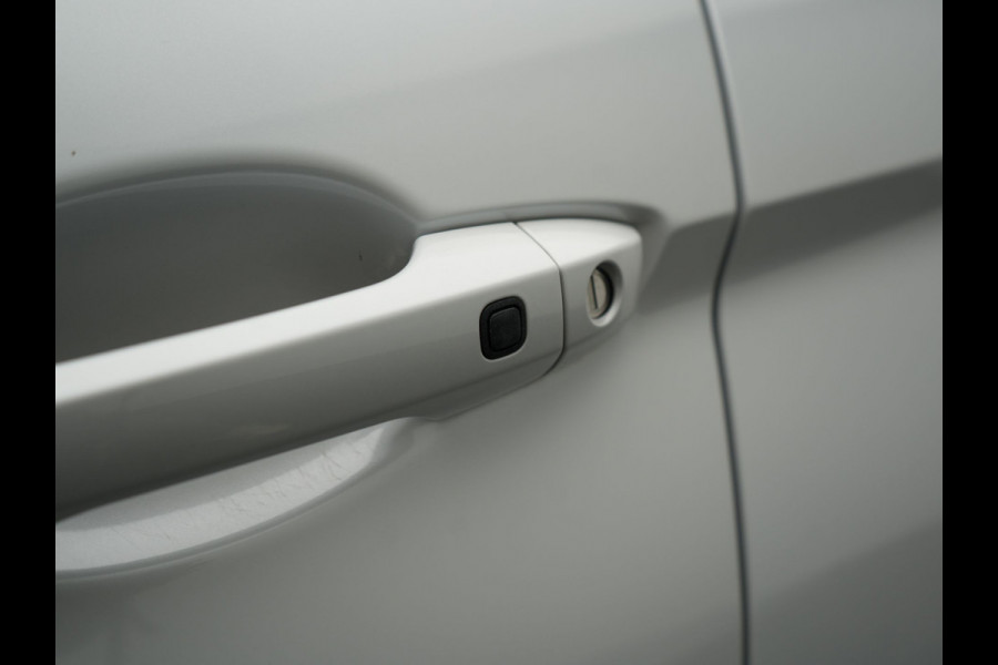 Mitsubishi Eclipse Cross 2.4 Instyle PHEV 188pk Dealer O.H | Trekhaak Afn. | Panodak | Adaptive Cruise | 360 Camera | Lederen Sportstoelen & Stuur Verwarmd | Keyless | Apple Carplay | Blis | Navigatie | Lane Assist | Plug In Hybrid