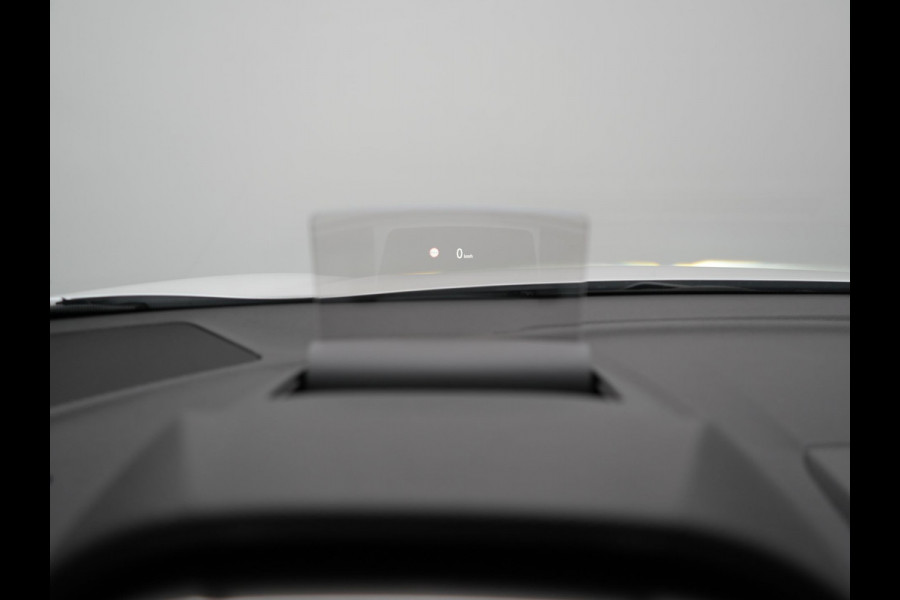 Mitsubishi Eclipse Cross 2.4 Instyle PHEV 188pk Dealer O.H | Trekhaak Afn. | Panodak | Adaptive Cruise | 360 Camera | Lederen Sportstoelen & Stuur Verwarmd | Keyless | Apple Carplay | Blis | Navigatie | Lane Assist | Plug In Hybrid