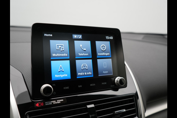 Mitsubishi Eclipse Cross 2.4 Instyle PHEV 188pk Dealer O.H | Trekhaak Afn. | Panodak | Adaptive Cruise | 360 Camera | Lederen Sportstoelen & Stuur Verwarmd | Keyless | Apple Carplay | Blis | Navigatie | Lane Assist | Plug In Hybrid