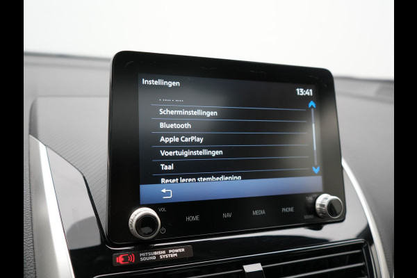 Mitsubishi Eclipse Cross 2.4 Instyle PHEV 188pk Dealer O.H | Trekhaak Afn. | Panodak | Adaptive Cruise | 360 Camera | Lederen Sportstoelen & Stuur Verwarmd | Keyless | Apple Carplay | Blis | Navigatie | Lane Assist | Plug In Hybrid