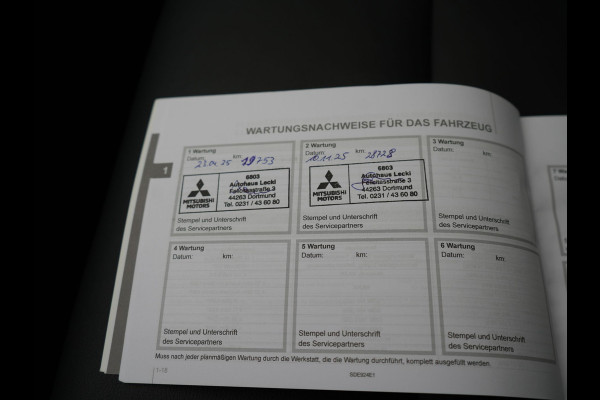 Mitsubishi Eclipse Cross 2.4 Instyle PHEV 188pk Dealer O.H | Trekhaak Afn. | Panodak | Adaptive Cruise | 360 Camera | Lederen Sportstoelen & Stuur Verwarmd | Keyless | Apple Carplay | Blis | Navigatie | Lane Assist | Plug In Hybrid