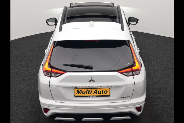 Mitsubishi Eclipse Cross 2.4 Instyle PHEV 188pk Dealer O.H | Trekhaak Afn. | Panodak | Adaptive Cruise | 360 Camera | Lederen Sportstoelen & Stuur Verwarmd | Keyless | Apple Carplay | Blis | Navigatie | Lane Assist | Plug In Hybrid
