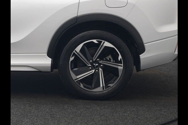 Mitsubishi Eclipse Cross 2.4 Instyle PHEV 188pk Dealer O.H | Trekhaak Afn. | Panodak | Adaptive Cruise | 360 Camera | Lederen Sportstoelen & Stuur Verwarmd | Keyless | Apple Carplay | Blis | Navigatie | Lane Assist | Plug In Hybrid