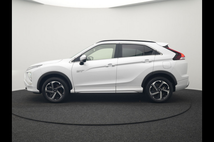 Mitsubishi Eclipse Cross 2.4 Intense+ PHEV 188pk Dealer O.H. | Trekhaak Afn. | 360 Camera | Adaptive Cruise | Alcantara Sportstoelen Verwarmd | Apple Carplay | Keyless | Stuur Verwarmd | Navigatie | Blis | DAB | Plug In Hybr