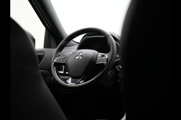 Mitsubishi Eclipse Cross 2.4 Intense+ PHEV 188pk Dealer O.H. | Trekhaak Afn. | 360 Camera | Adaptive Cruise | Alcantara Sportstoelen Verwarmd | Apple Carplay | Keyless | Stuur Verwarmd | Navigatie | Blis | DAB | Plug In Hybr