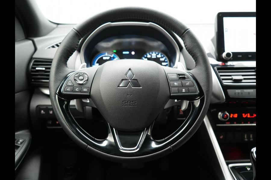 Mitsubishi Eclipse Cross 2.4 Intense+ PHEV 188pk Dealer O.H. | Trekhaak Afn. | 360 Camera | Adaptive Cruise | Alcantara Sportstoelen Verwarmd | Apple Carplay | Keyless | Stuur Verwarmd | Navigatie | Blis | DAB | Plug In Hybr