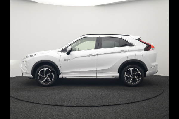 Mitsubishi Eclipse Cross 2.4 Intense+ PHEV 188pk Dealer O.H. | Adaptive Cruise | 360 Camera | Alcantara Sportstoelen & Stuur Verwarmd | Apple Carplay | Keyless | Blis | Navigatie Via TomTom | DAB | Plug In Hybrid