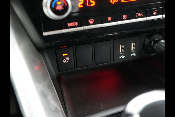 Mitsubishi Eclipse Cross 2.4 Intense+ PHEV 188pk Dealer O.H. | Adaptive Cruise | 360 Camera | Alcantara Sportstoelen & Stuur Verwarmd | Apple Carplay | Keyless | Blis | Navigatie Via TomTom | DAB | Plug In Hybrid