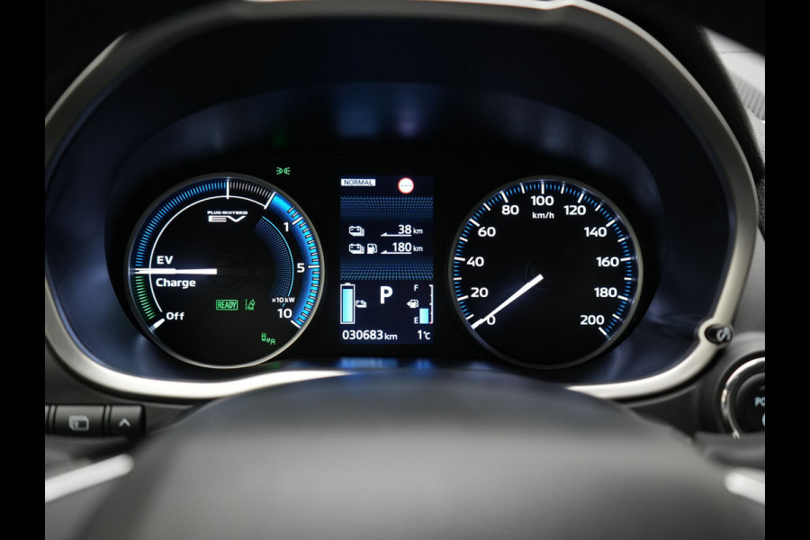 Mitsubishi Eclipse Cross 2.4 Intense+ PHEV 188pk Dealer O.H. | Adaptive Cruise | 360 Camera | Alcantara Sportstoelen & Stuur Verwarmd | Apple Carplay | Keyless | Blis | Navigatie Via TomTom | DAB | Plug In Hybrid