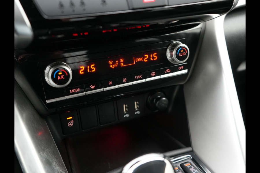 Mitsubishi Eclipse Cross 2.4 Intense+ PHEV 188pk Dealer O.H. | Adaptive Cruise | 360 Camera | Alcantara Sportstoelen & Stuur Verwarmd | Apple Carplay | Keyless | Blis | Navigatie Via TomTom | DAB | Plug In Hybrid