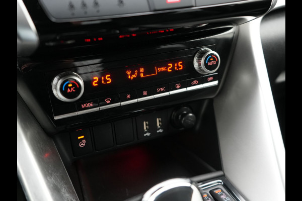 Mitsubishi Eclipse Cross 2.4 Intense+ PHEV 188pk Dealer O.H. | Adaptive Cruise | 360 Camera | Alcantara Sportstoelen & Stuur Verwarmd | Apple Carplay | Keyless | Blis | Navigatie Via TomTom | DAB | Plug In Hybrid