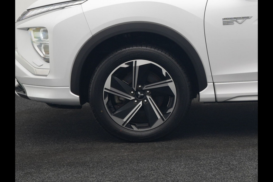 Mitsubishi Eclipse Cross 2.4 Intense+ PHEV 188pk Dealer O.H. | Adaptive Cruise | 360 Camera | Alcantara Sportstoelen & Stuur Verwarmd | Apple Carplay | Keyless | Blis | Navigatie Via TomTom | DAB | Plug In Hybrid