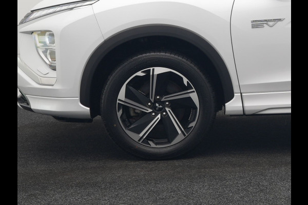 Mitsubishi Eclipse Cross 2.4 Intense+ PHEV 188pk Dealer O.H. | Adaptive Cruise | 360 Camera | Alcantara Sportstoelen & Stuur Verwarmd | Apple Carplay | Keyless | Blis | Navigatie Via TomTom | DAB | Plug In Hybrid