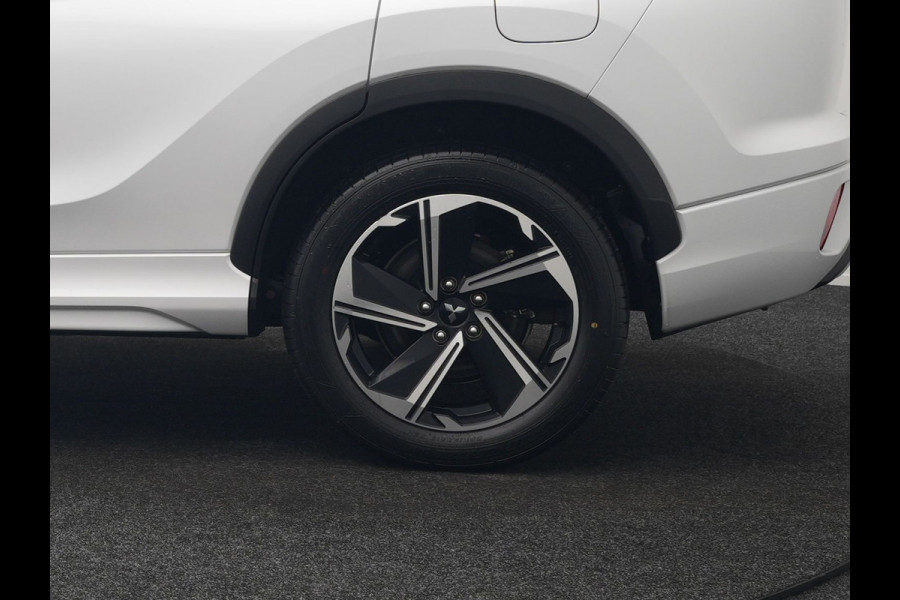 Mitsubishi Eclipse Cross 2.4 Intense+ PHEV 188pk Dealer O.H. | Adaptive Cruise | 360 Camera | Alcantara Sportstoelen & Stuur Verwarmd | Apple Carplay | Keyless | Blis | Navigatie Via TomTom | DAB | Plug In Hybrid
