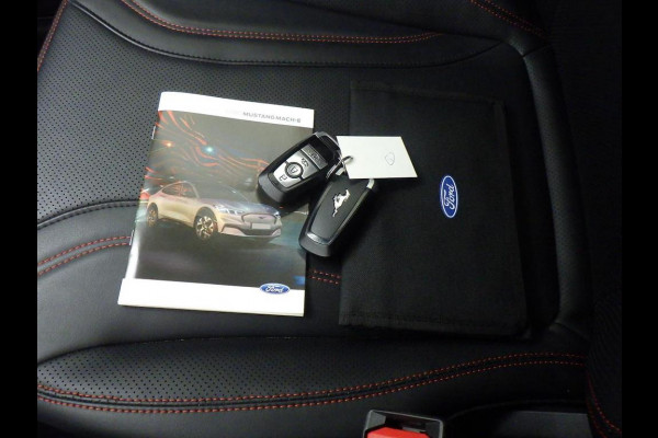 Ford Mustang Mach-E AWD 75 kWh AWD 92738 KM SOH 93 % ZEER MOOI LEDER 19"LM VELGEN NL AUTO