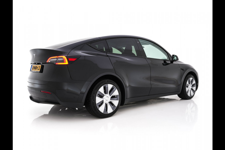 Tesla Model Y RWD 58 kWh [ 3-Fase-11kW ] {SOH-93%} (INCL-BTW) Aut. *HEATPUMP | PANO | LEATHER | AUTO-PILOT | NAVI-FULLMAP | MATRIX-LED | KEYLESS | CAMERA | DAB+ | HEATED-COMFORTSEATS | PRIVACYGLASS | TOPVIEW | 19''ALU*