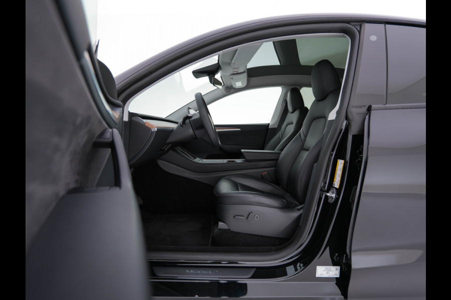 Tesla Model Y RWD 58 kWh [ 3-Fase-11kW ] {SOH-93%} (INCL-BTW) Aut. *HEATPUMP | PANO | LEATHER | AUTO-PILOT | NAVI-FULLMAP | MATRIX-LED | KEYLESS | CAMERA | DAB+ | HEATED-COMFORTSEATS | PRIVACYGLASS | TOPVIEW | 19''ALU*