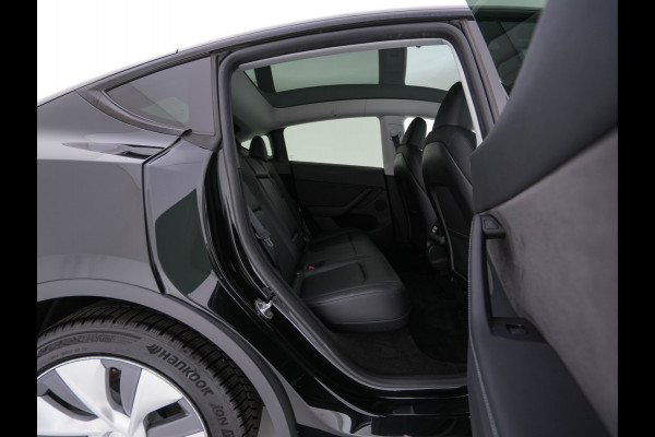 Tesla Model Y RWD 58 kWh [ 3-Fase-11kW ] {SOH-93%} (INCL-BTW) Aut. *HEATPUMP | PANO | LEATHER | AUTO-PILOT | NAVI-FULLMAP | MATRIX-LED | KEYLESS | CAMERA | DAB+ | HEATED-COMFORTSEATS | PRIVACYGLASS | TOPVIEW | 19''ALU*