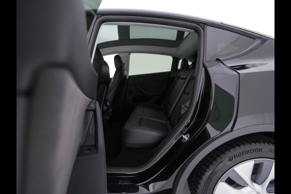 Tesla Model Y RWD 58 kWh [ 3-Fase-11kW ] {SOH-93%} (INCL-BTW) Aut. *HEATPUMP | PANO | LEATHER | AUTO-PILOT | NAVI-FULLMAP | MATRIX-LED | KEYLESS | CAMERA | DAB+ | HEATED-COMFORTSEATS | PRIVACYGLASS | TOPVIEW | 19''ALU*