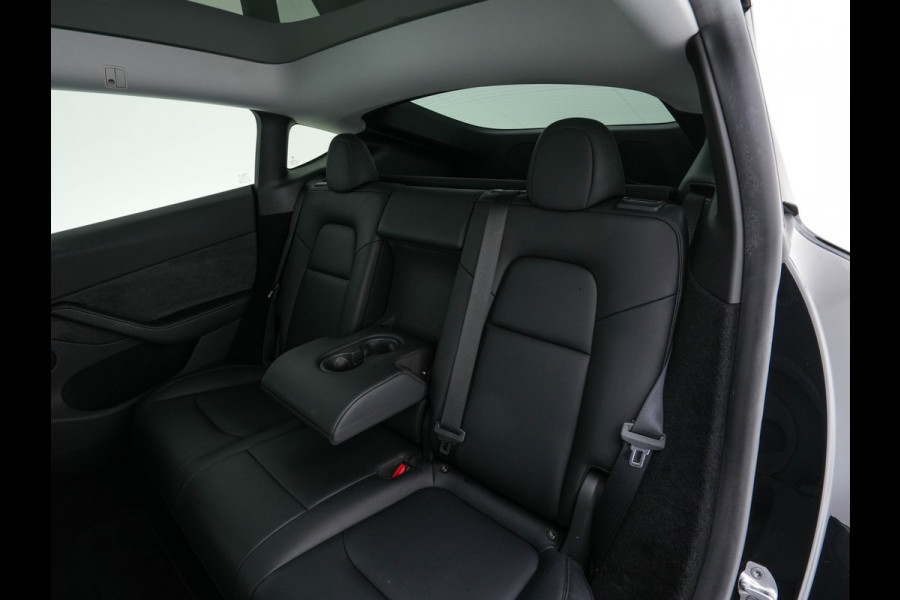 Tesla Model Y RWD 58 kWh [ 3-Fase-11kW ] {SOH-93%} (INCL-BTW) Aut. *HEATPUMP | PANO | LEATHER | AUTO-PILOT | NAVI-FULLMAP | MATRIX-LED | KEYLESS | CAMERA | DAB+ | HEATED-COMFORTSEATS | PRIVACYGLASS | TOPVIEW | 19''ALU*
