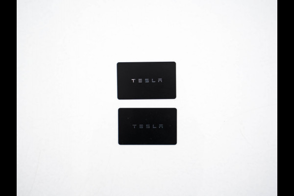 Tesla Model Y RWD 58 kWh [ 3-Fase-11kW ] {SOH-93%} (INCL-BTW) Aut. *HEATPUMP | PANO | LEATHER | AUTO-PILOT | NAVI-FULLMAP | MATRIX-LED | KEYLESS | CAMERA | DAB+ | HEATED-COMFORTSEATS | PRIVACYGLASS | TOPVIEW | 19''ALU*