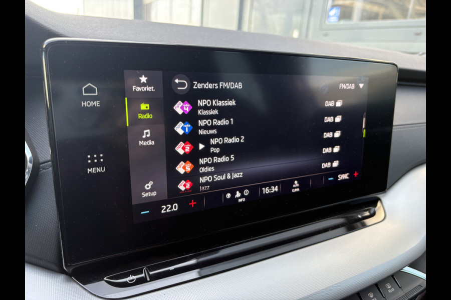 Škoda Octavia Combi 1.0 TSi Sport Business VIRTUAL/SFEER/CARPLAY/PDC/TREKHAAKWEGKLAPBAAR