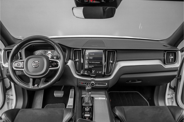 Volvo XC60 2.0 T5 AWD R-Design Pano Stoel & Stuurverw H/K Trekhaak 21"
