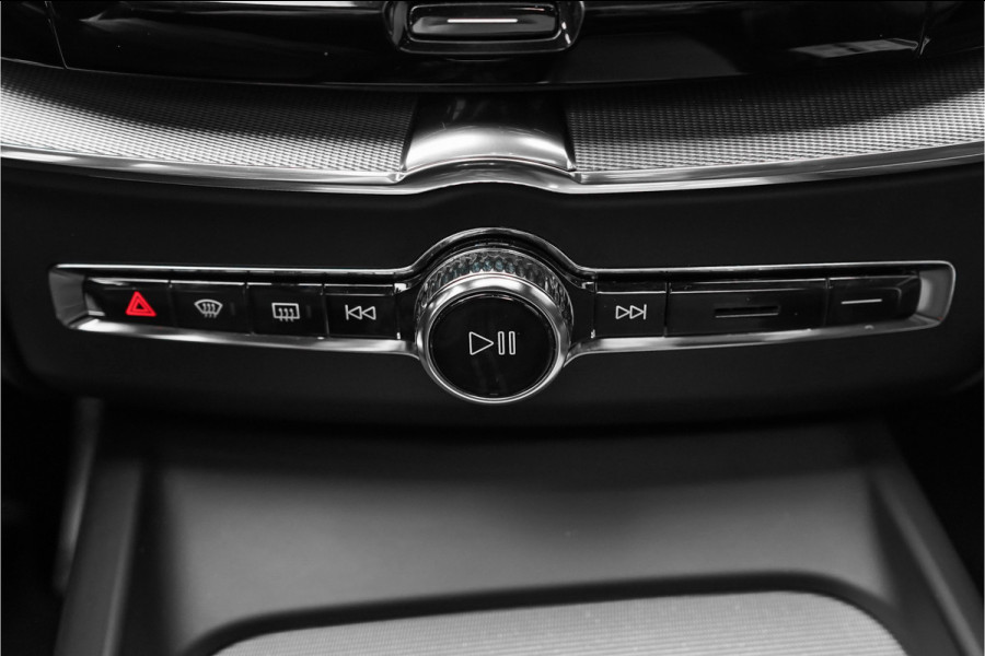 Volvo XC60 2.0 T5 AWD R-Design Pano Stoel & Stuurverw H/K Trekhaak 21"