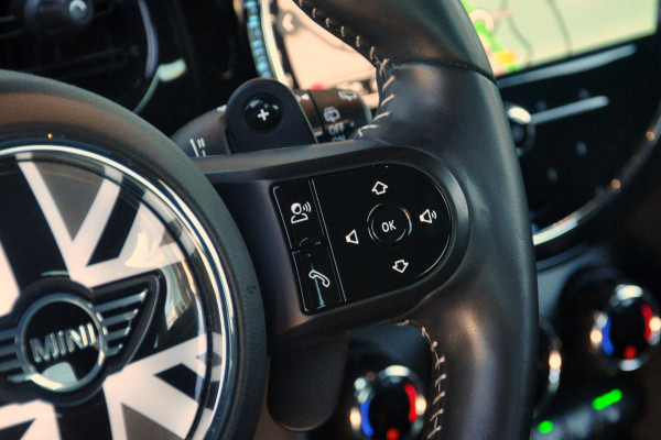 MINI Mini 2.0 John Cooper Works Classic | Uniek! | Panoramadak | HK-Audio