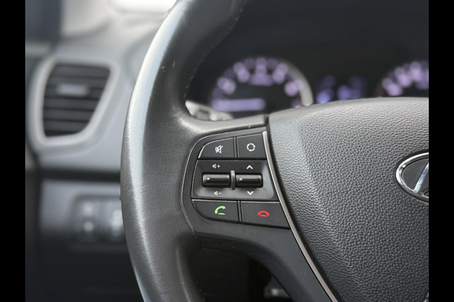 Hyundai i20 1.0 T-GDI Comfort 1e Eigenaar|Navi|Camera|Clima|Cruise|PDC|Trekhaak|N.A.P|APK tot 09-2026