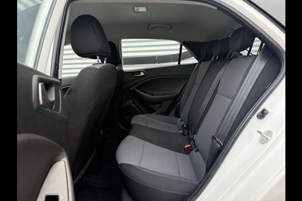 Hyundai i20 1.0 T-GDI Comfort 1e Eigenaar|Navi|Camera|Clima|Cruise|PDC|Trekhaak|N.A.P|APK tot 09-2026