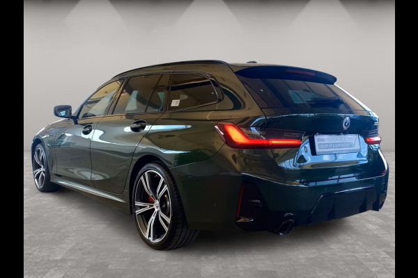 BMW 3 Serie Touring 330e M-SPORT (LCi) ** INDIVIDUAL, FULL OPTIONS, o.a. IND. LEDER, TREKH, 19-inch LMV, ** 1e EIG - UNFALLFREI ** ** INFORMEER OOK NAAR ONZE AANTREKKELIJKE FINANCIAL-LEASE TARIEVEN **
