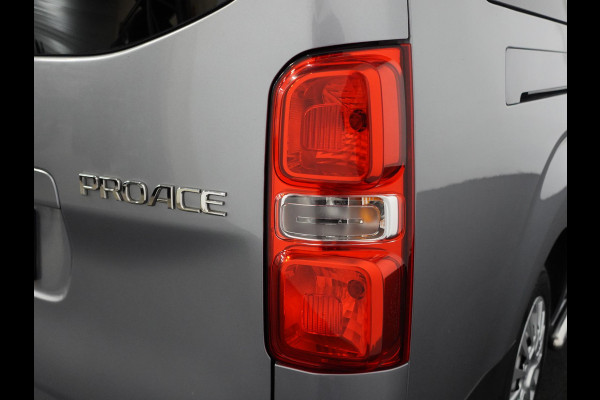 Toyota Proace Shuttle 1.5 D-4D Navigator Long L3H1 |9 Persoons | Navigatie | Parkeersensoren | Carplay | Cruise Control | DAB |