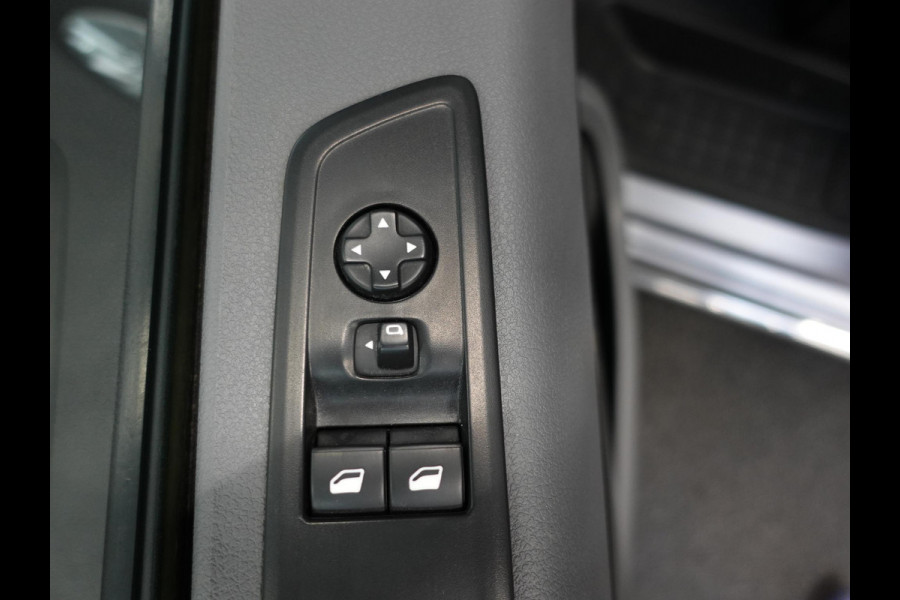 Toyota Proace Shuttle 1.5 D-4D Navigator Long L3H1 |9 Persoons | Navigatie | Parkeersensoren | Carplay | Cruise Control | DAB |