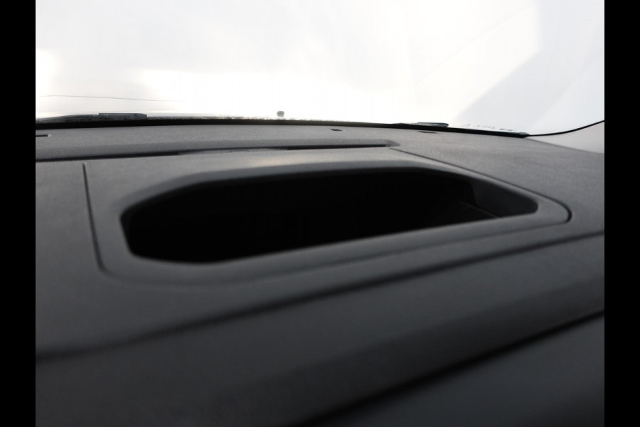 Toyota Proace Shuttle 1.5 D-4D Navigator Long L3H1 |9 Persoons | Navigatie | Parkeersensoren | Carplay | Cruise Control | DAB |