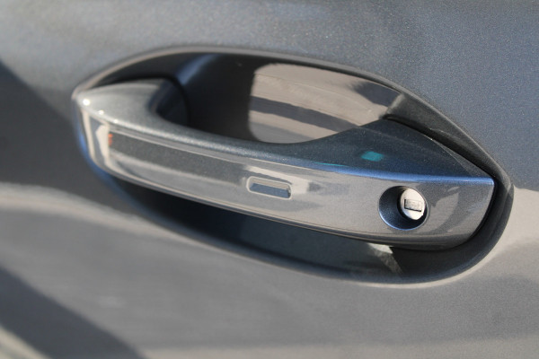 Ford Transit Connect 2.0 EcoBlue L2 Limited 123pk - Automaat - Keyless - ACC - Blindspot - Carplay/Android - Rijklaar