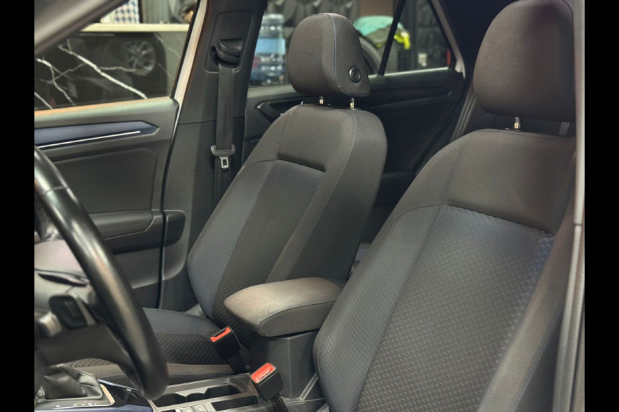 Volkswagen T-Roc 1.5 TSI R-Line|PANO|STOELVER|AUT|ACC