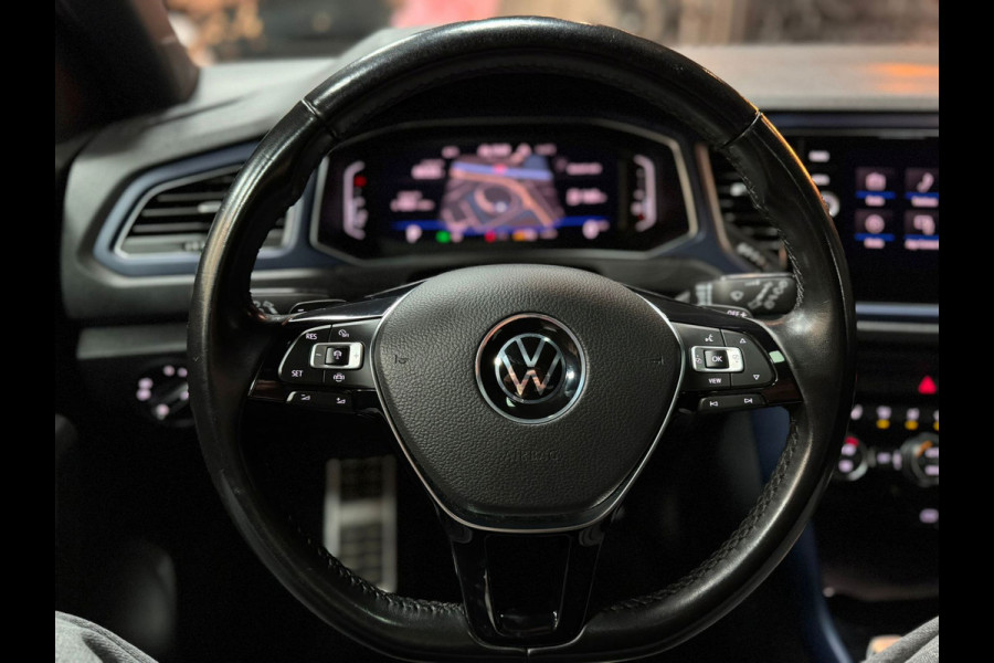 Volkswagen T-Roc 1.5 TSI R-Line|PANO|STOELVER|AUT|ACC