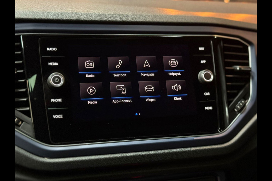 Volkswagen T-Roc 1.5 TSI R-Line|PANO|STOELVER|AUT|ACC