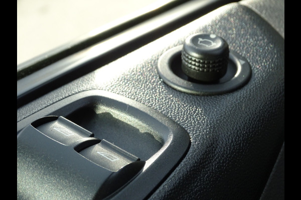 Ford Transit Custom 2.0 TDCI L2H1 Trend 6 Zits DC Euro 6