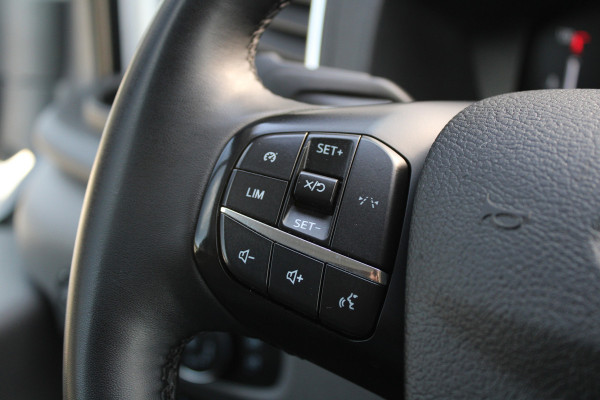 Ford Transit 350 2.0 TDCI L4H3 Trend RWD 130pk - 270gr deuren - Camera - Cruise - Carplay - Airco - PDC - Rijklaar