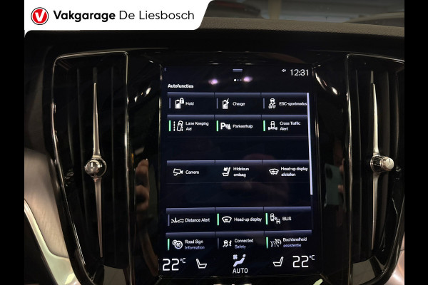 Volvo V60 2.0 T6 Recharge AWD R-Design / 360 camera / Panoramadak / Leder / head-up / Harman-Kardon